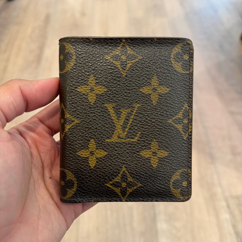 Compact wallet monogram - Picture 2 of 14